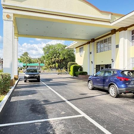 University Inn Gainesville Zewnętrze zdjęcie
