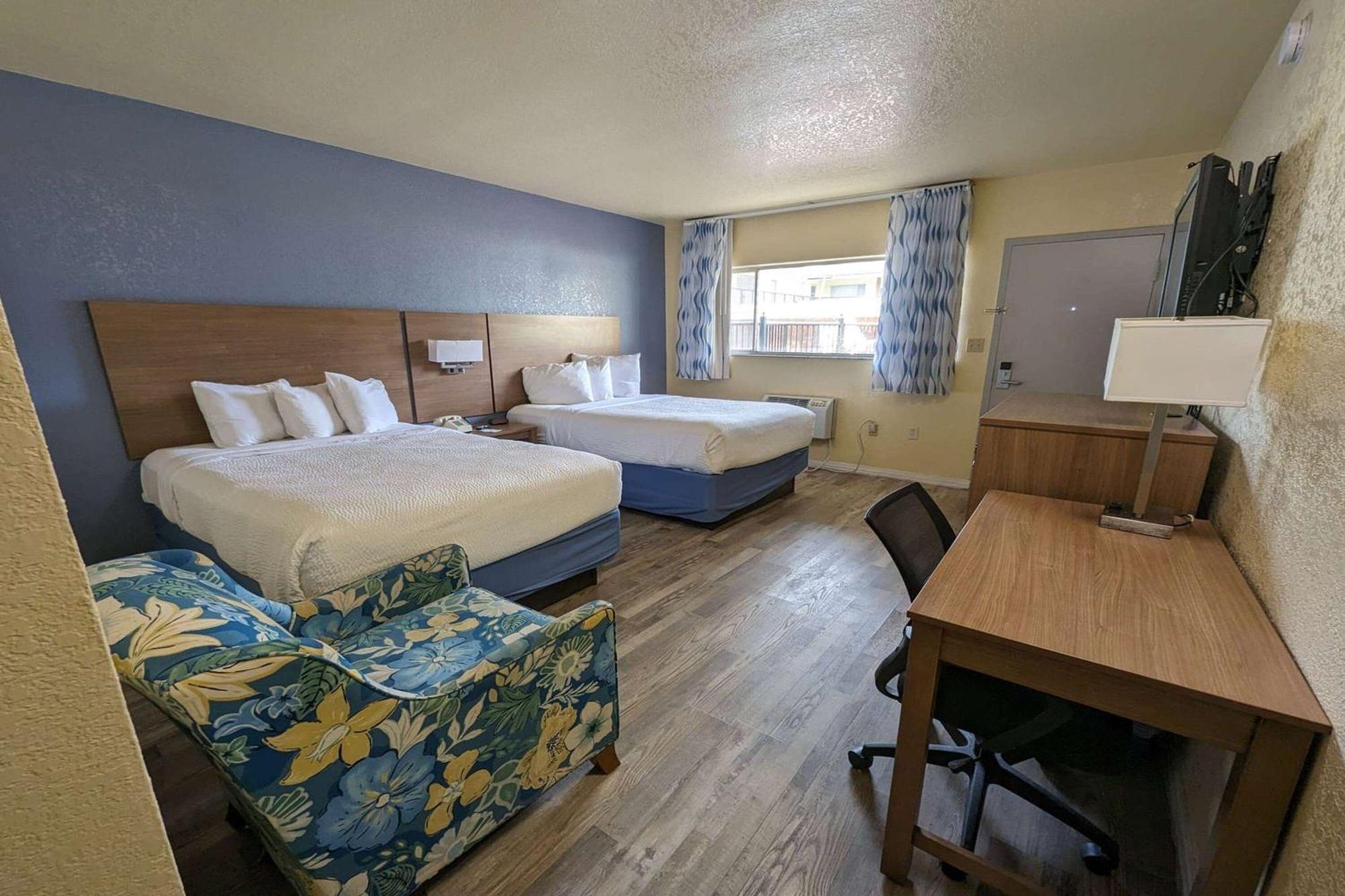 University Inn Gainesville Zewnętrze zdjęcie